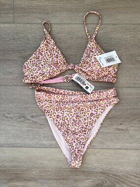 Dippin’ Daisy’s Wild Leopard Bikini Set Size S NWT